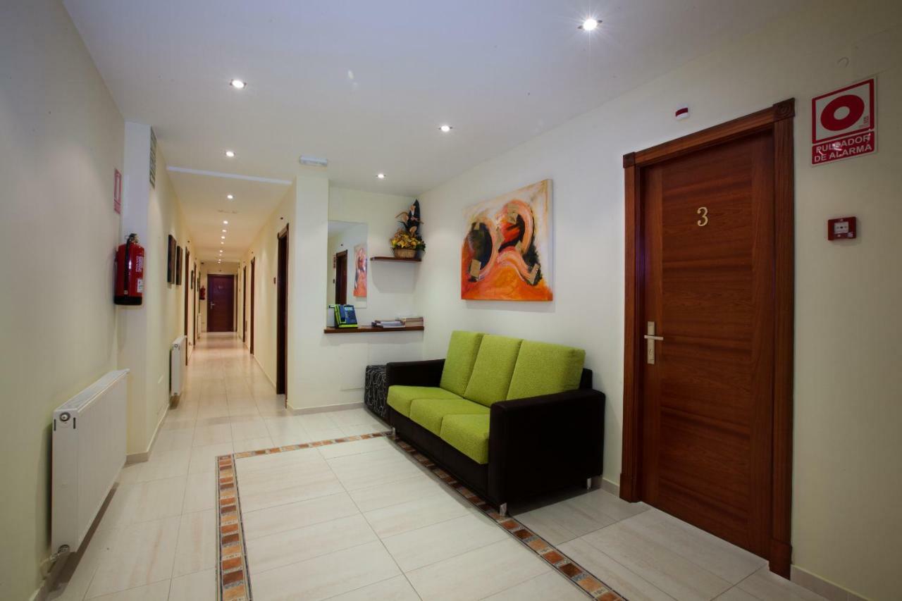 Hotel Terranova Oza de los Ríos Extérieur photo